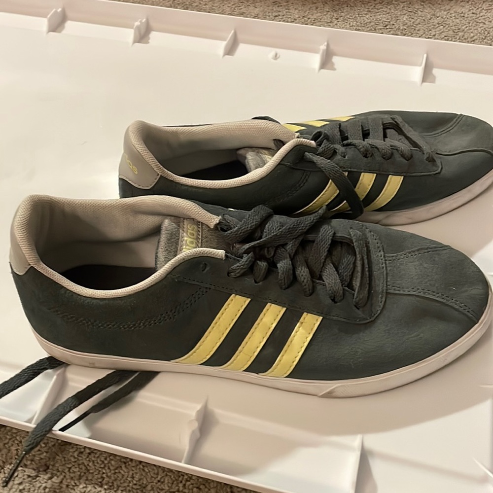 Adidas slate blue sneakers with yellow stripes size 9 1/2